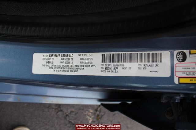 2011 Chrysler 200 4dr Sedan Touring - 22692453 - 28