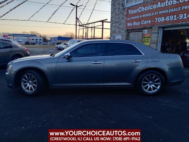 2011 Chrysler 300 4dr Sedan Limited RWD - 22750336 - 1