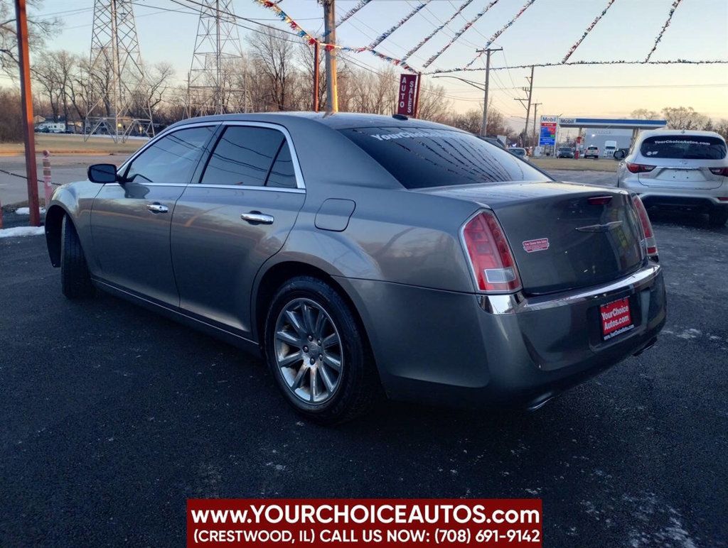 2011 Chrysler 300 4dr Sedan Limited RWD - 22750336 - 2