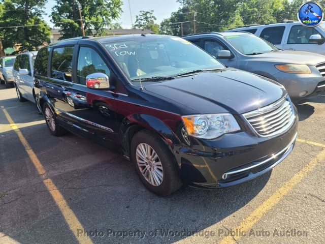 2011 Chrysler Town & Country 4dr Wagon Limited - 23074423 - 1