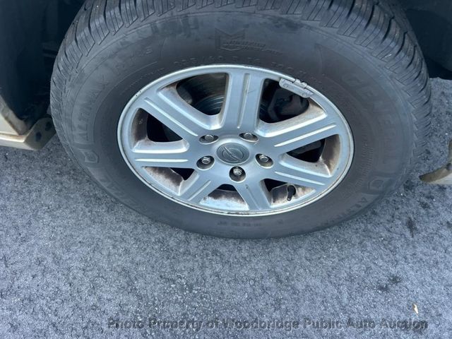 2011 Chrysler Town & Country 4dr Wagon Touring - 22935771 - 11