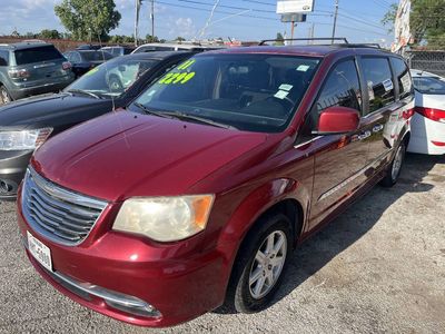 2011 Chrysler Town & Country - 2A4RR5DG4BR750750