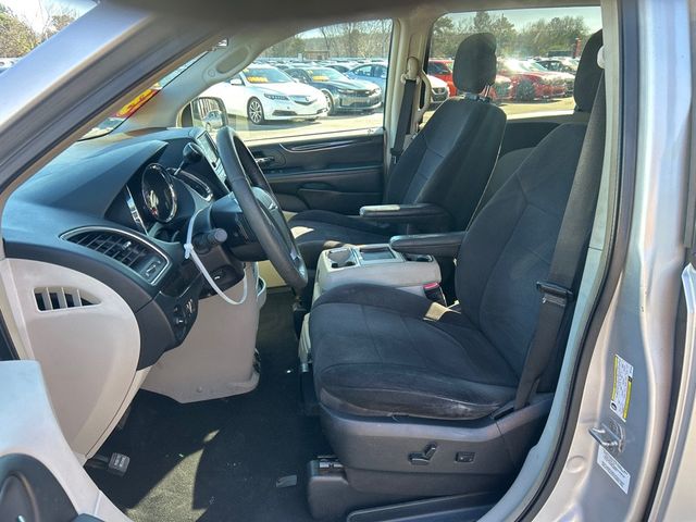 2011 Chrysler Town & Country 4dr Wagon Touring - 22966445 - 8