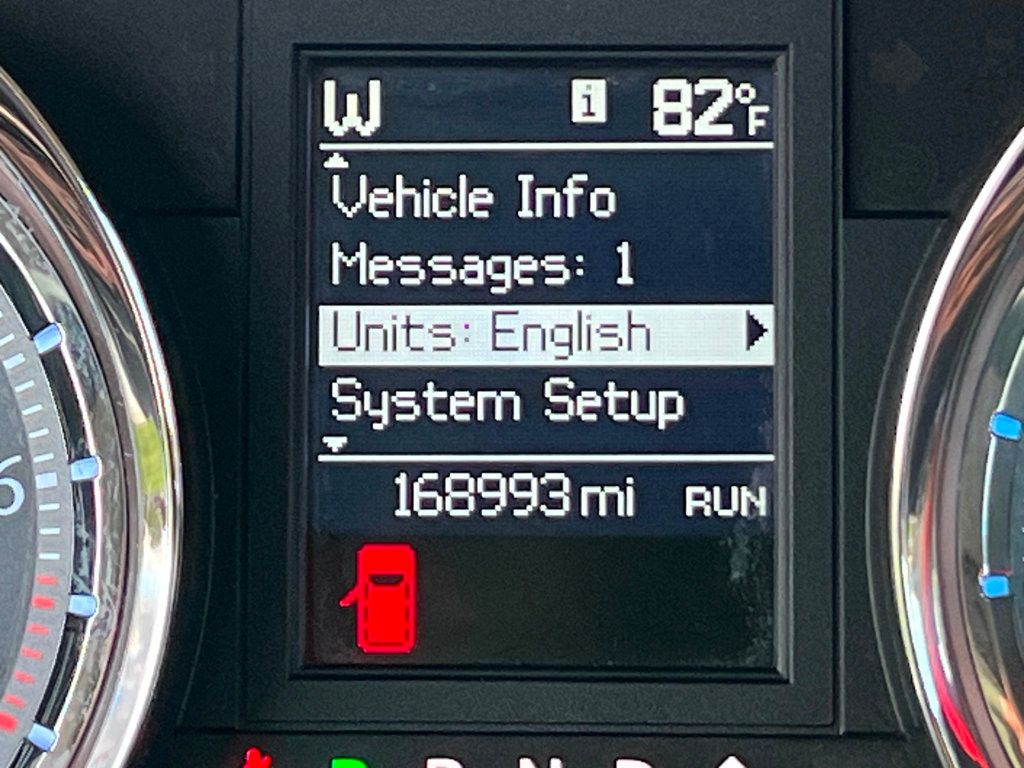 2011 Chrysler Town & Country 4dr Wagon Touring-L - 22838411 - 19