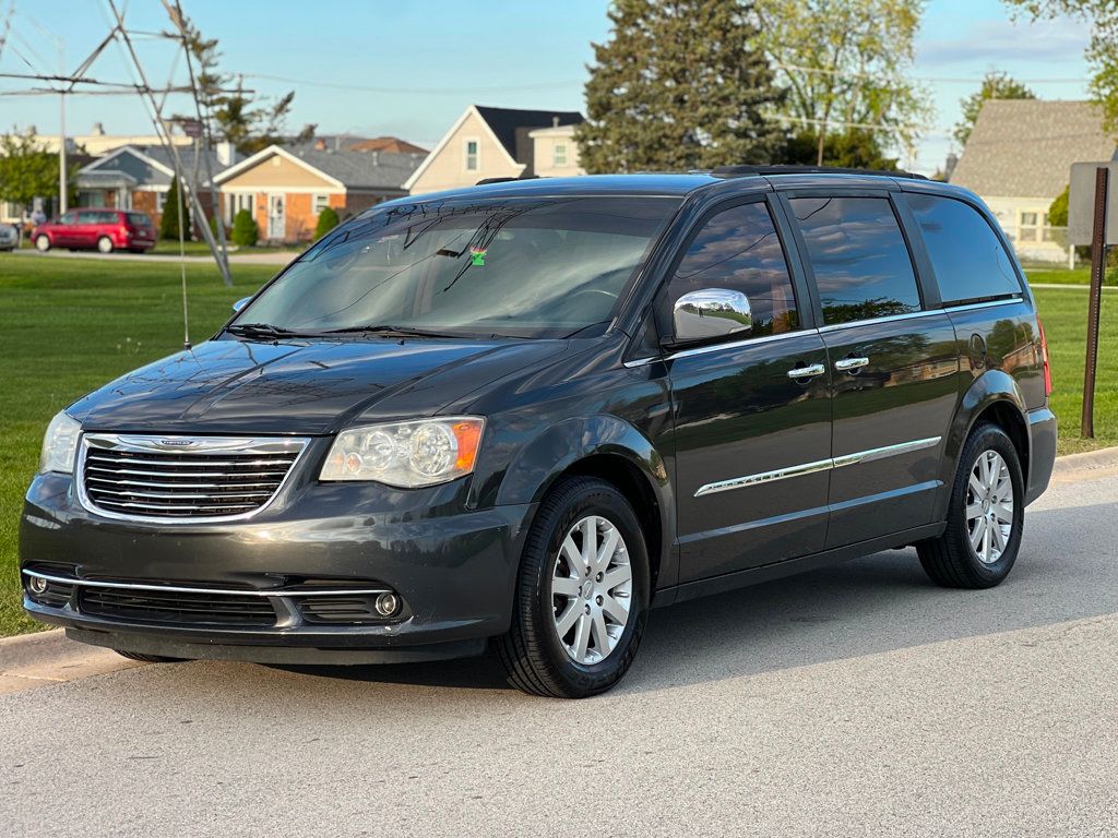 2011 Chrysler Town & Country 4dr Wagon Touring-L - 22838411 - 3