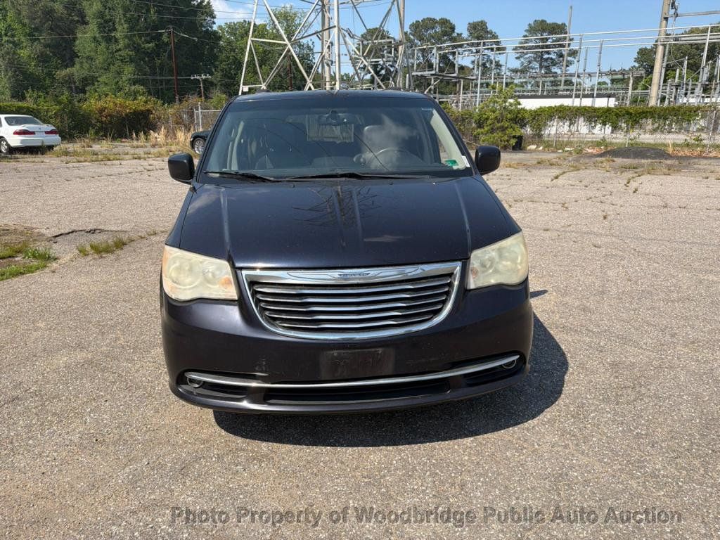 2011 Chrysler Town & Country 4dr Wagon Touring-L - 23030184 | Video 1
