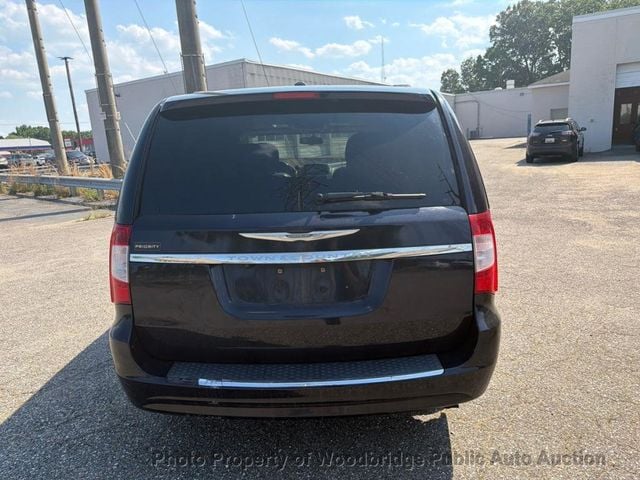 2011 Chrysler Town & Country 4dr Wagon Touring-L - 23030184 - 2