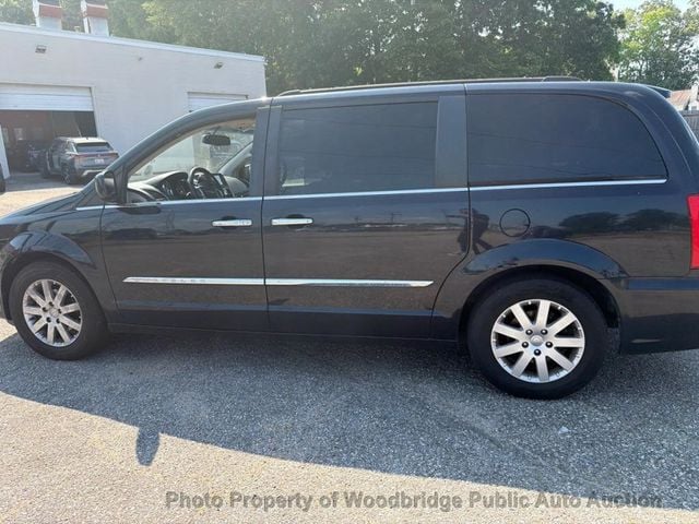 2011 Chrysler Town & Country 4dr Wagon Touring-L - 23030184 - 3