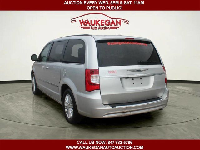 2011 Chrysler Town & Country 4dr Wagon Touring-L - 23000006 - 5