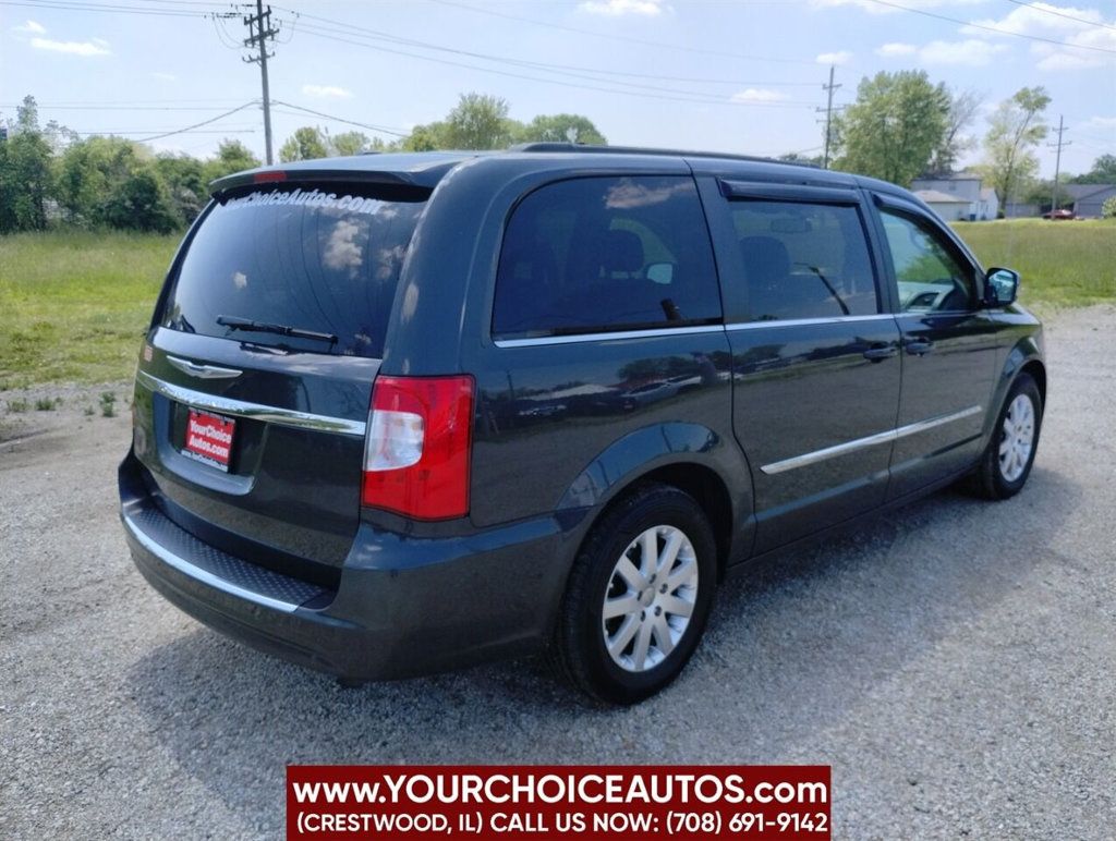 2011 Chrysler Town & Country 4dr Wagon Touring-L - 22449425 - 5