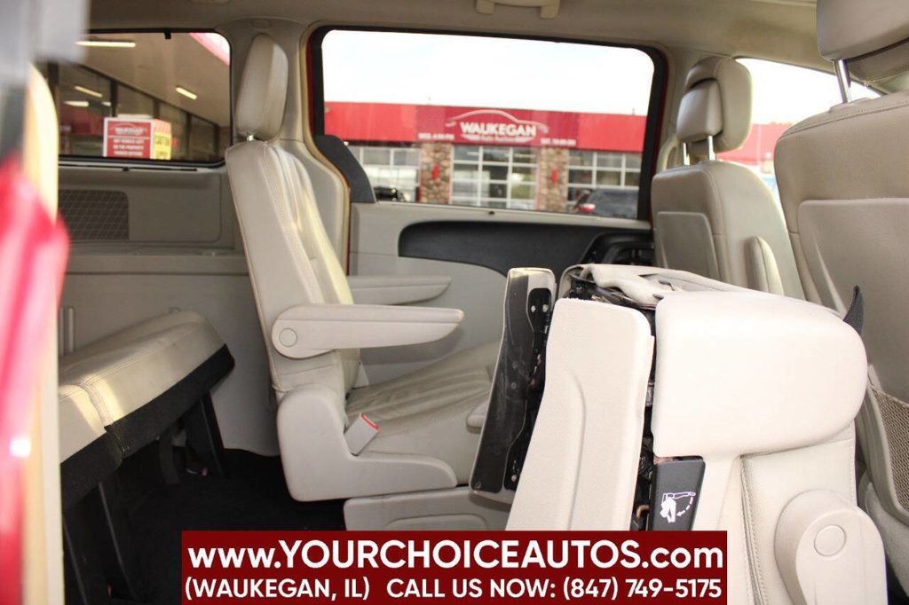 2011 Chrysler Town & Country 4dr Wagon Touring-L - 22620278 - 39