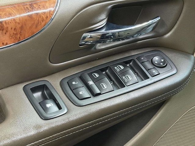 2011 Chrysler Town & Country 4dr Wagon Touring-L - 22988111 - 12