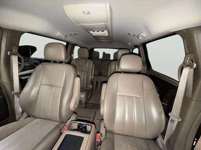 2011 Chrysler Town & Country 4dr Wagon Touring-L - 22988111 - 15