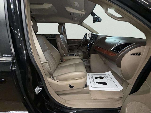 2011 Chrysler Town & Country 4dr Wagon Touring-L - 22988111 - 28