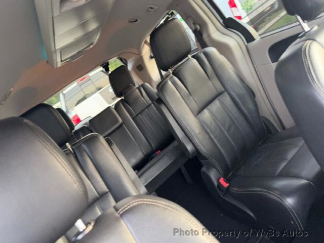 2011 Chrysler Town & Country 4dr Wagon Touring-L - 22874254 - 12
