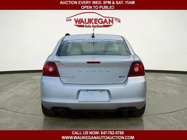 2011 Dodge Avenger 4dr Sedan Lux - 23021989 - 5