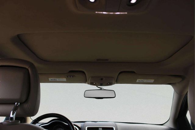 2011 Dodge Avenger 4dr Sedan Lux - 23021989 - 8