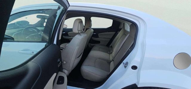 2011 Dodge Avenger 4dr Sedan Mainstreet - 22986800 - 6