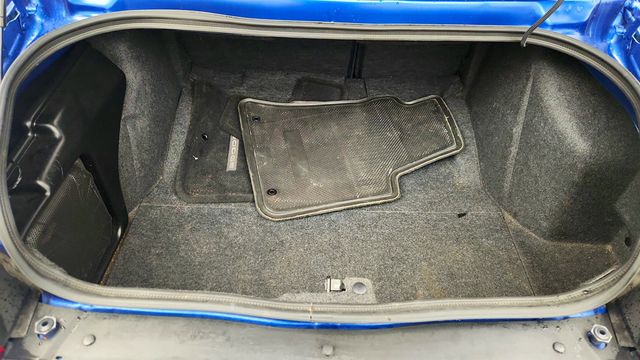 2011 Dodge Challenger 2dr Coupe SRT8 w/ 20'' Aluminum Wheels (Limited Production Car) - 23003321 - 44