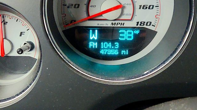 2011 Dodge Challenger 2dr Coupe SRT8 w/ 20'' Aluminum Wheels, Option Group II, Sunroof - 23003321 - 15