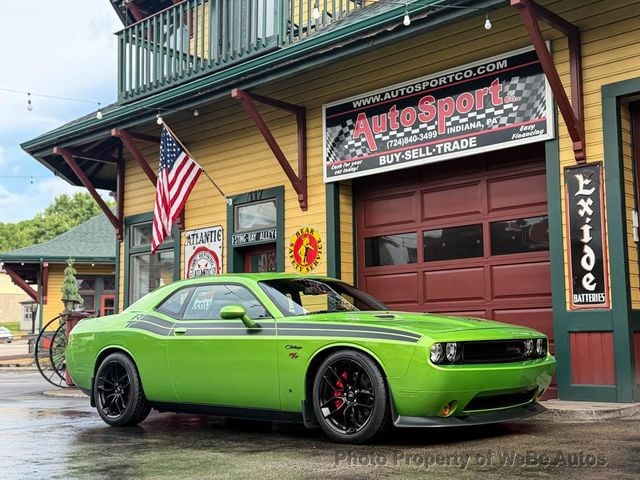 2011 Dodge Challenger R/T's photo