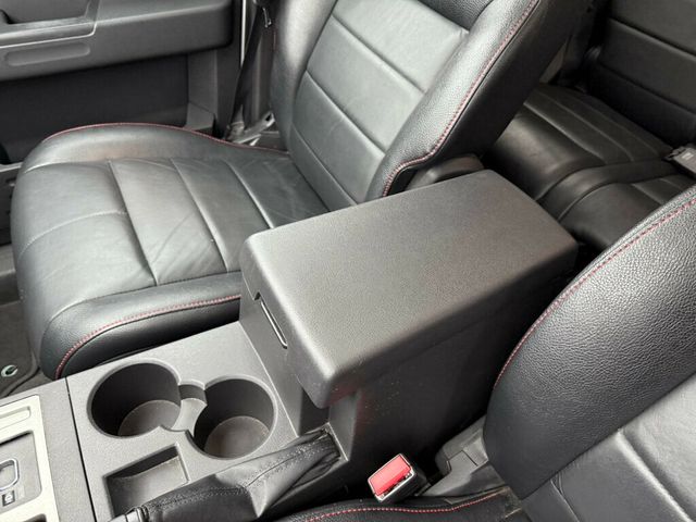 2011 Dodge Nitro Owned by a Family member - 22952600 - 29