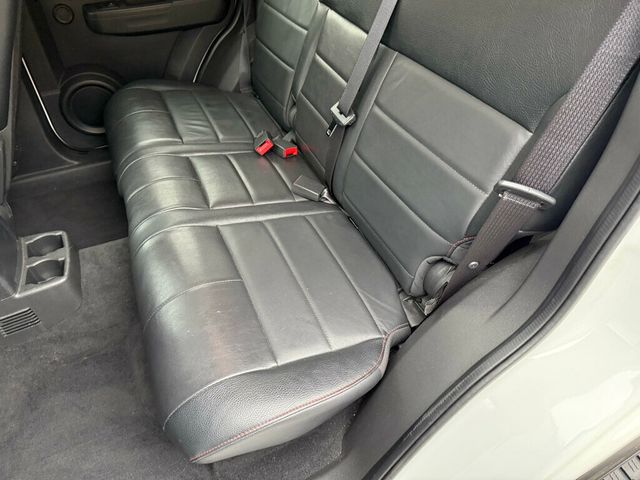 2011 Dodge Nitro Owned by a Family member - 22952600 - 34