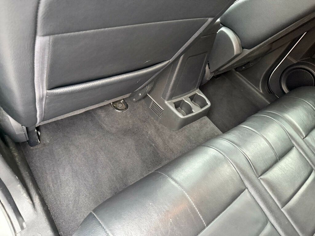 2011 Dodge Nitro Owned by a Family member - 22952600 - 37