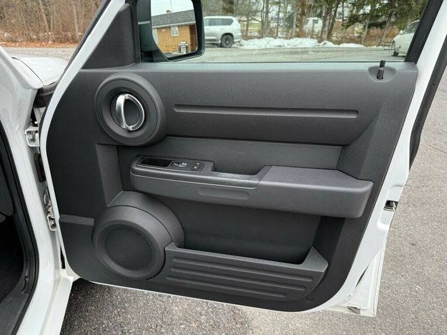 2011 Dodge Nitro Owned by a Family member - 22952600 - 48