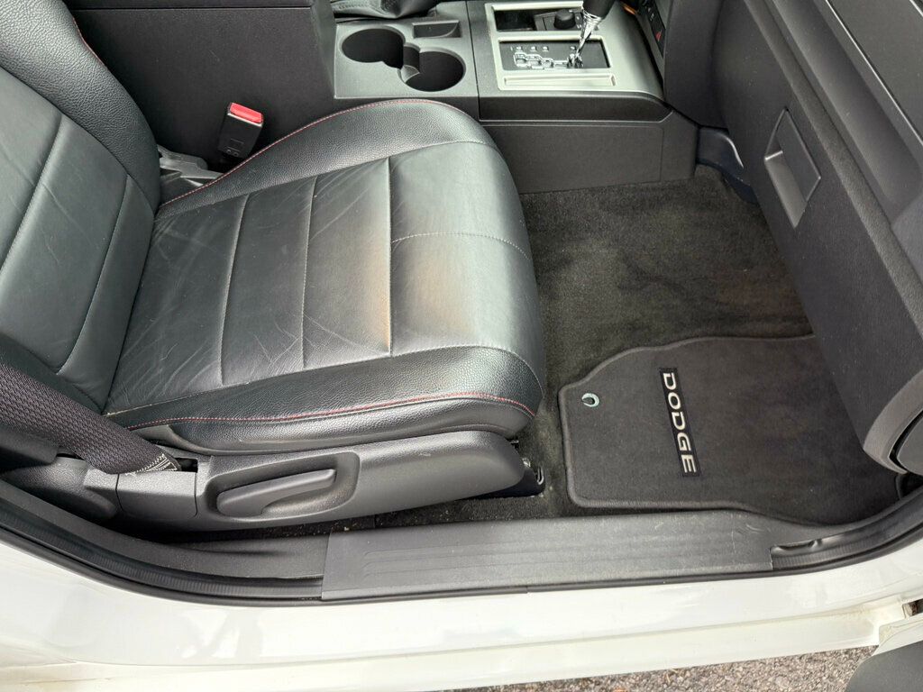 2011 Dodge Nitro Owned by a Family member - 22952600 - 51