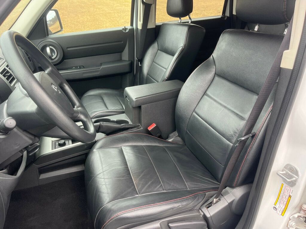 2011 Dodge Nitro Owned by a Family member - 22952600 - 64