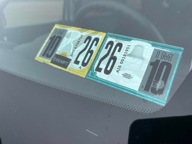 2011 Dodge Nitro Owned by a Family member - 22952600 - 66