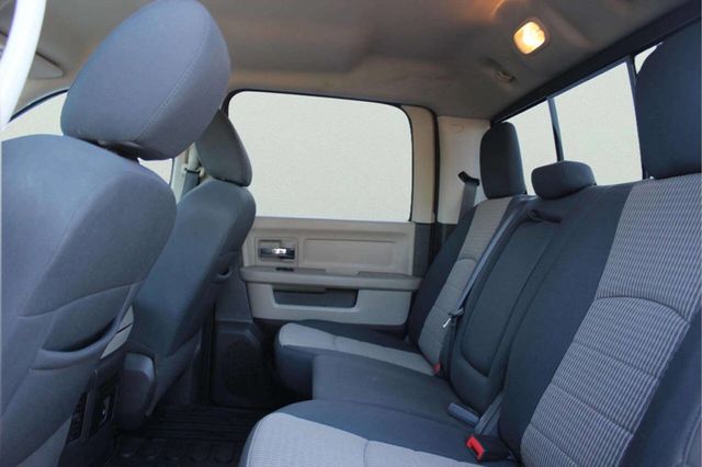 2011 Dodge Ram 1500 Big Horn 4x4 4dr Crew Cab 5.5 ft. SB Pickup - 23026148 - 6