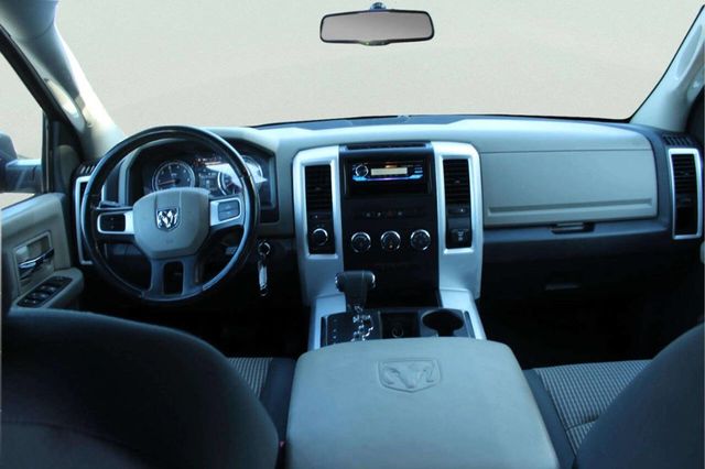 2011 Dodge Ram 1500 Big Horn 4x4 4dr Crew Cab 5.5 ft. SB Pickup - 23026148 - 7