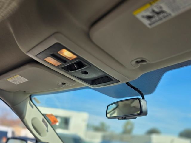 2011 Dodge Ram 1500 Outdoorsman - 22953632 - 11