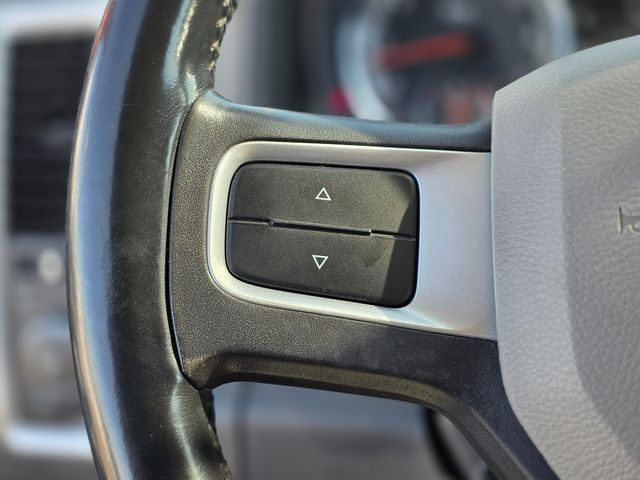 2011 Dodge Ram 1500 Outdoorsman - 22953632 - 24