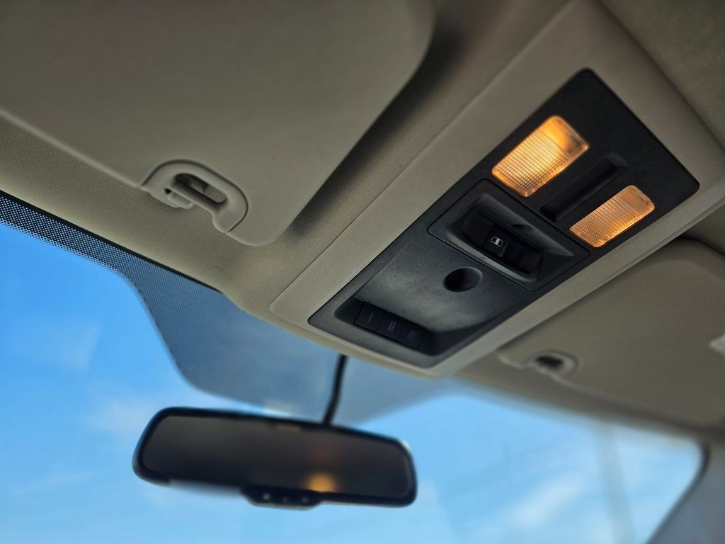 2011 Dodge Ram 1500 Outdoorsman - 22953632 - 31