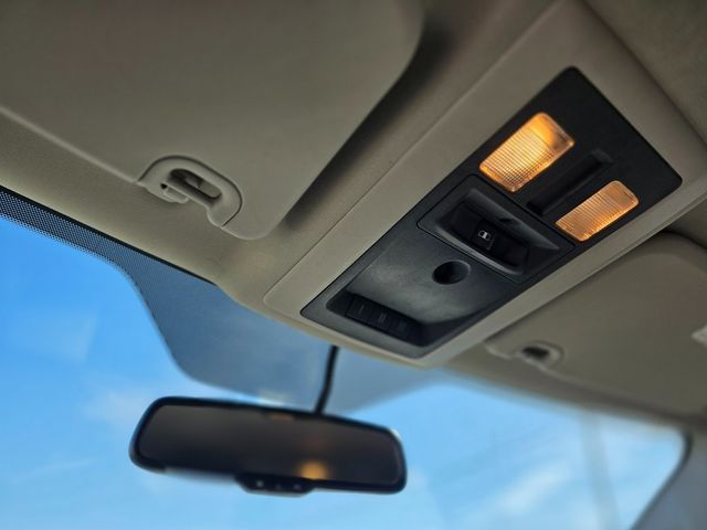 2011 Dodge Ram 1500 Outdoorsman - 22953632 - 31