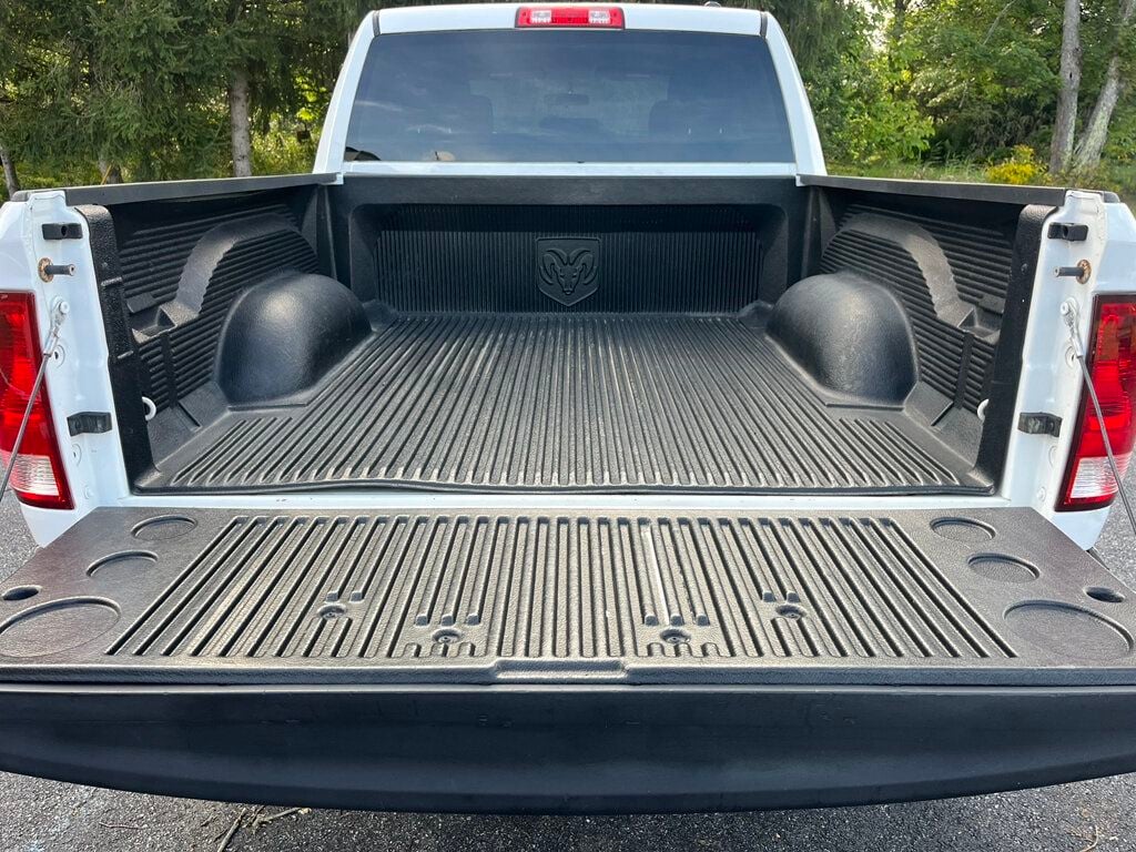 2011 Dodge Ram 1500 Quad Cab 4x4 - 23066730 - 19