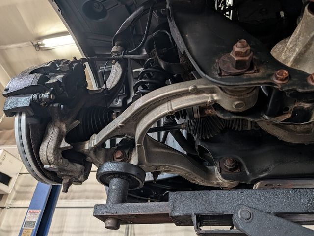 2011 Dodge Ram 1500 Quad Cab 4x4 - 23066730 - 24