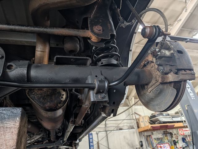 2011 Dodge Ram 1500 Quad Cab 4x4 - 23066730 - 32