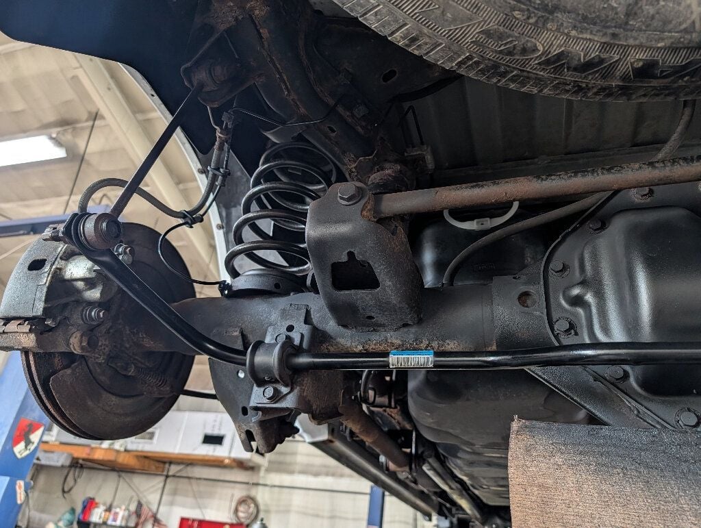 2011 Dodge Ram 1500 Quad Cab 4x4 - 23066730 - 34