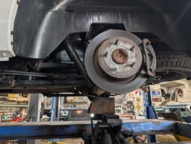 2011 Dodge Ram 1500 Quad Cab 4x4 - 23066730 - 36