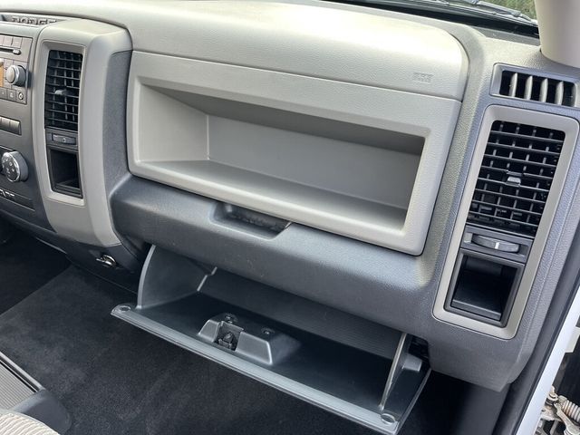 2011 Dodge Ram 1500 Quad Cab 4x4 - 23066730 - 48