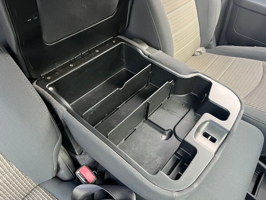 2011 Dodge Ram 1500 Quad Cab 4x4 - 23066730 - 49