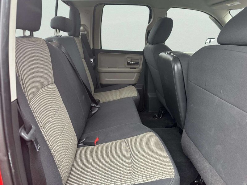 2011 Dodge Ram 1500 SLT 4x4 4dr Quad Cab 6.3 ft. SB Pickup - 22964800 - 11