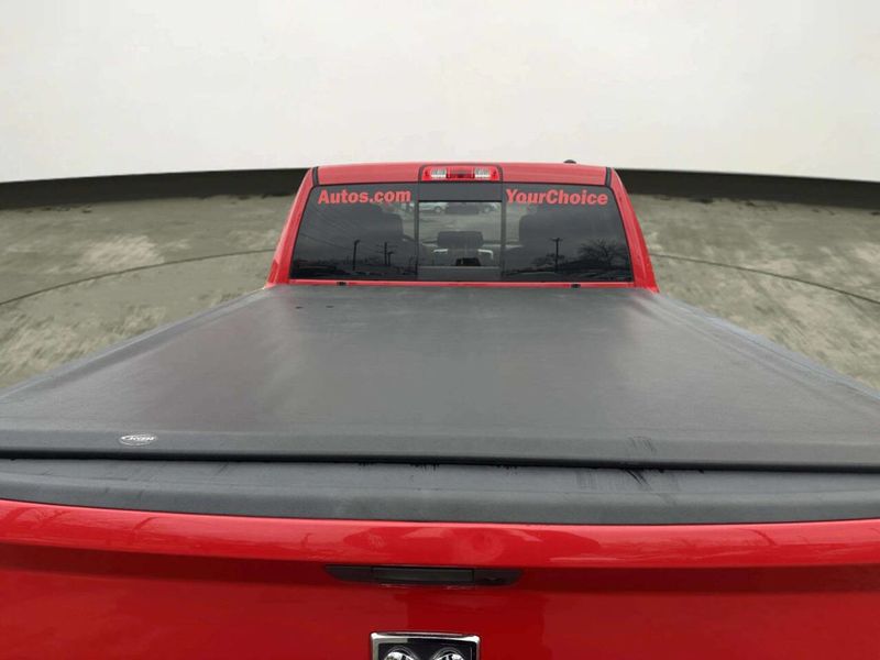 2011 Dodge Ram 1500 SLT 4x4 4dr Quad Cab 6.3 ft. SB Pickup - 22964800 - 30