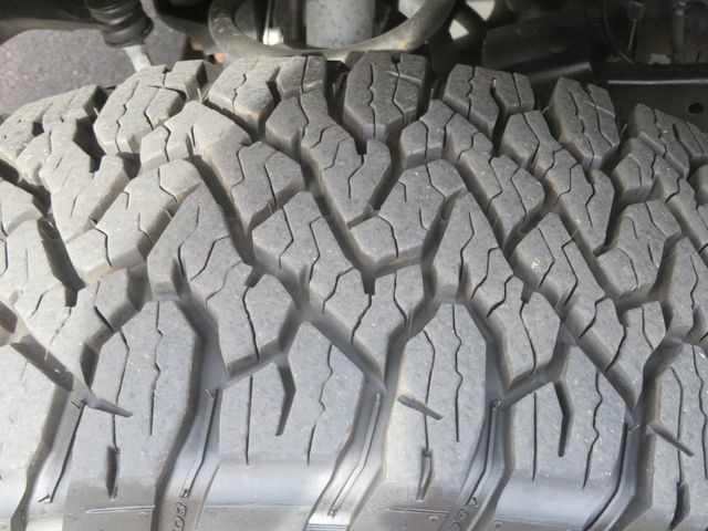 2011 Dodge Ram 2500 DODGE RAM 2500 BIGHORN CUMMINS DIESEL 4X4 EXTRA CLEAN 2 OWNER  - 23014447 - 18