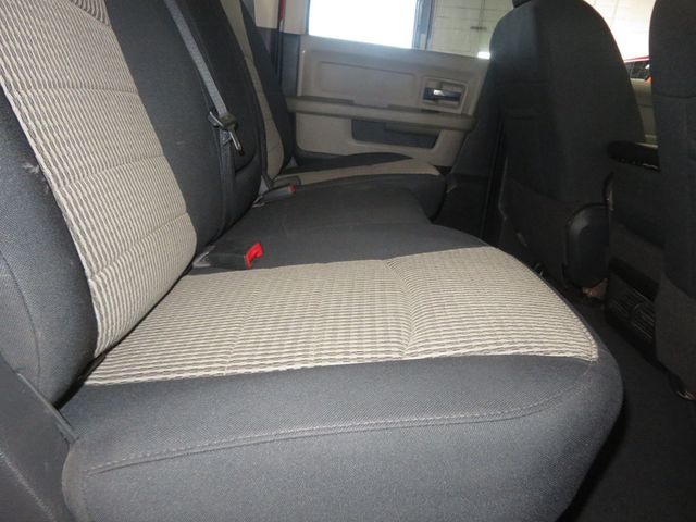 2011 Dodge Ram 2500 SLT QUAD CAB LONGBED 6SPEED MANUAL TRANNY 4X4 CUMMINS LOW MILES  - 22993603 - 30