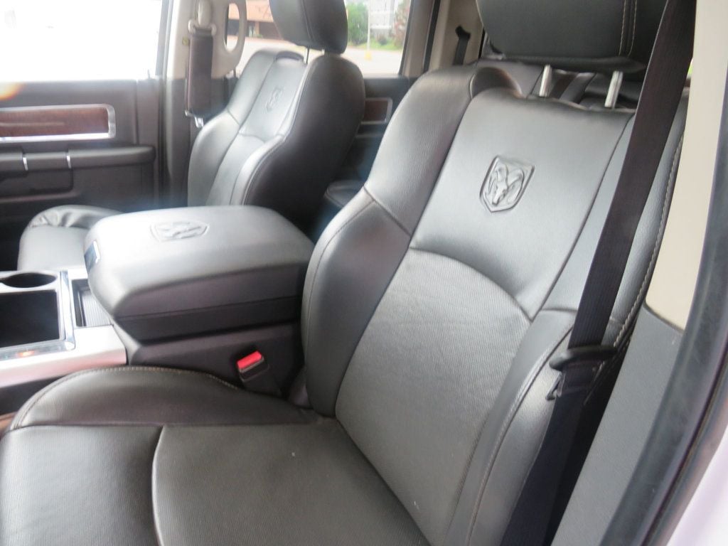 2011 Dodge Ram 3500 Laramie photo 6